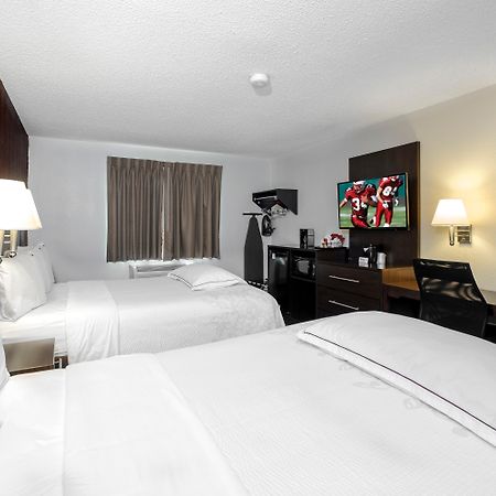 Red Roof Inn Plus+ & Suites Malone Exteriér fotografie