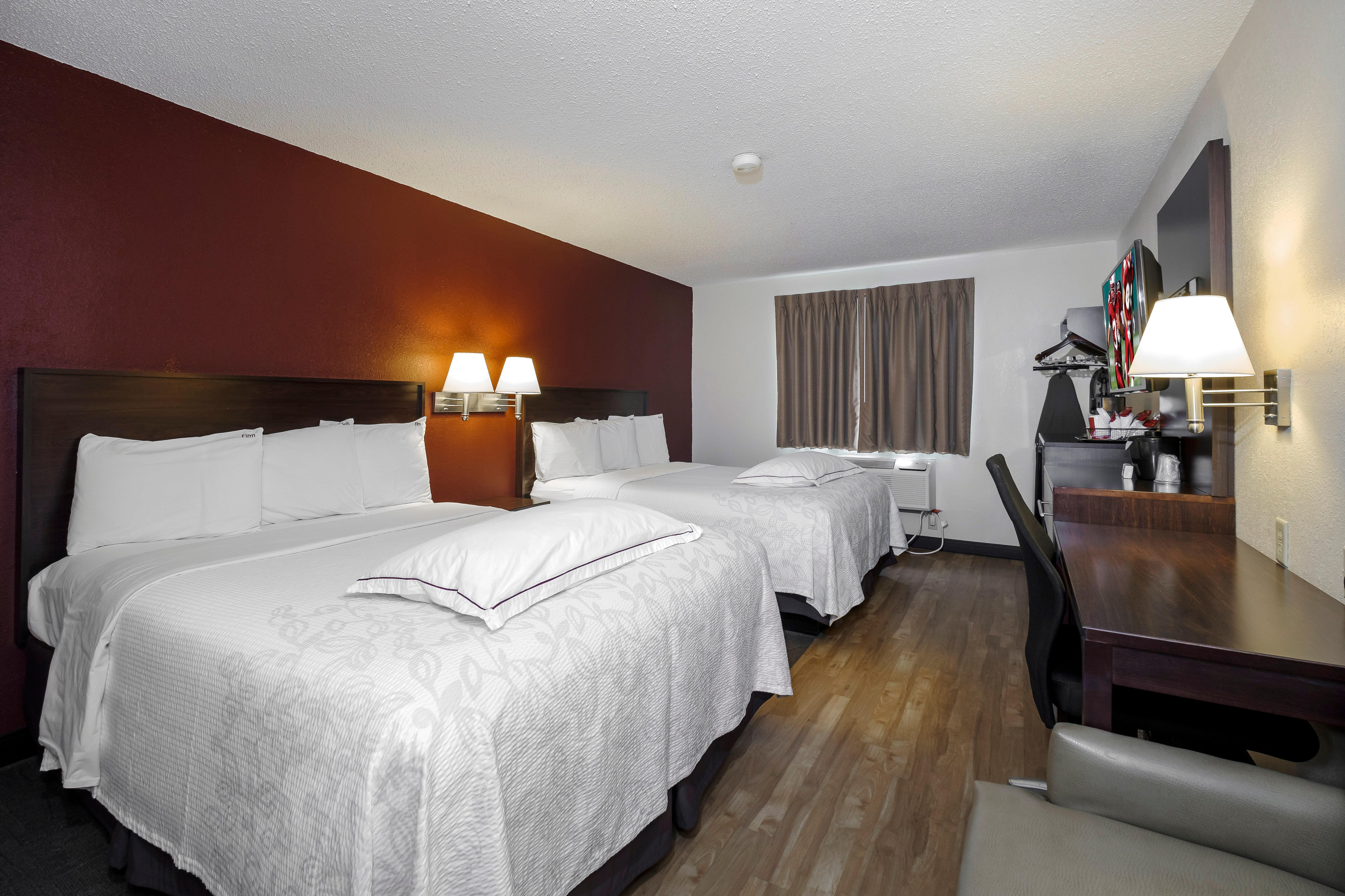 Red Roof Inn Plus+ & Suites Malone Exteriér fotografie