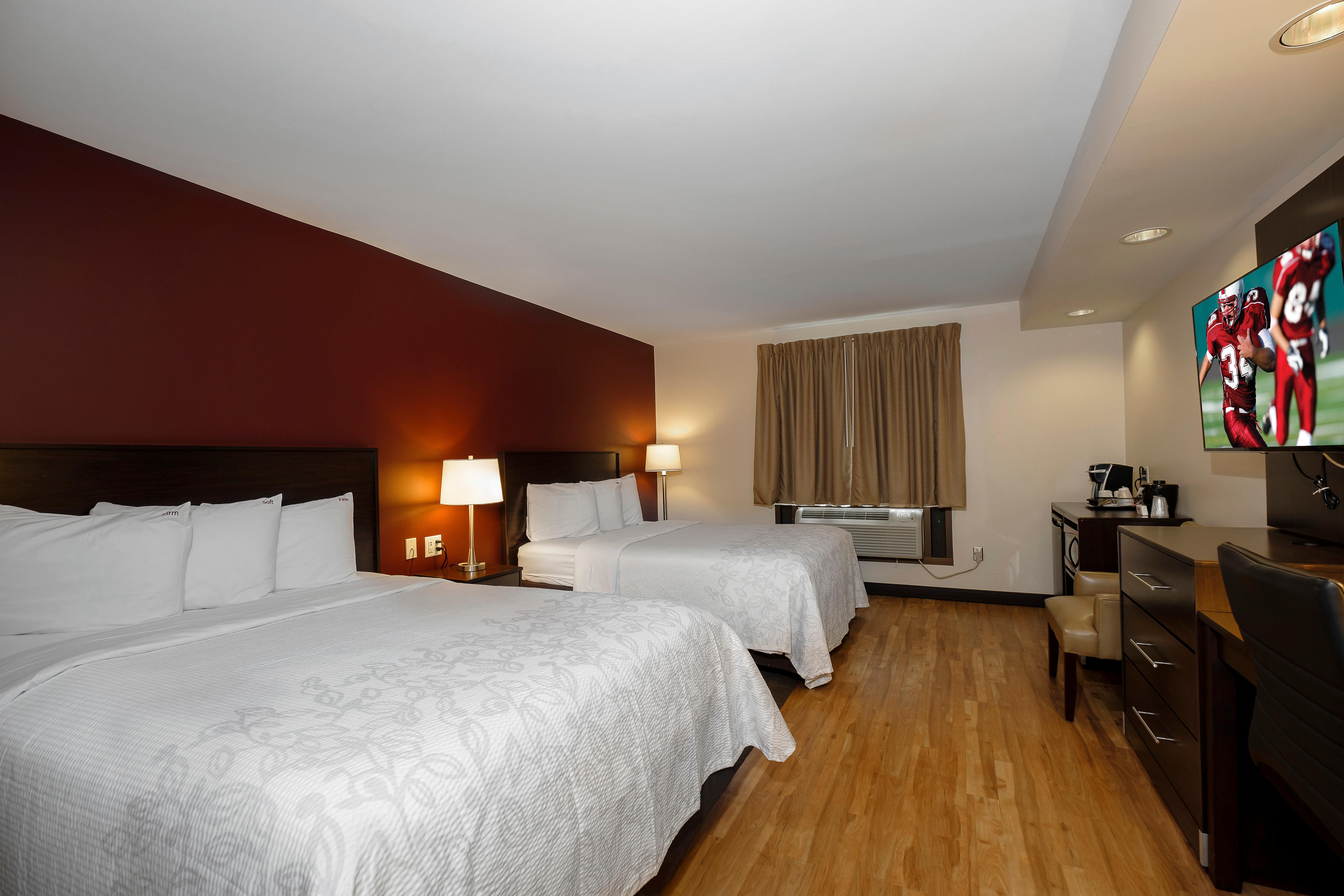 Red Roof Inn Plus+ & Suites Malone Exteriér fotografie